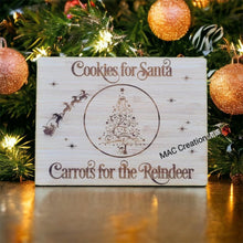 Load image into Gallery viewer, MINI Santa Treat Plate - Design 2