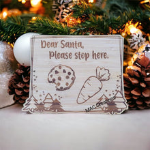 Load image into Gallery viewer, MINI Santa Treat Plate - Design 1